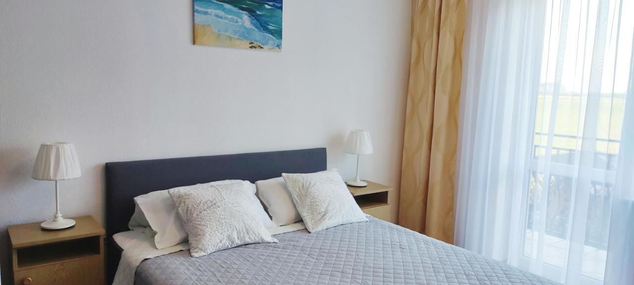 Apartamento Korador Ostrowo  Exterior foto